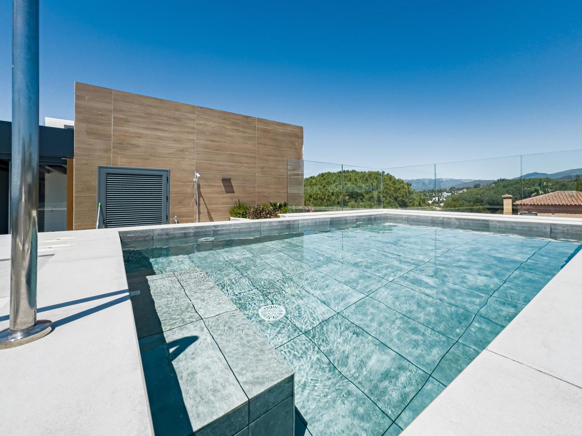 Los Acebos Private Pool Terrace Views Apartment Marbella